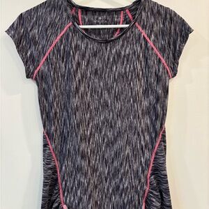 Athleta Black and Pink Short Sleeve Tee